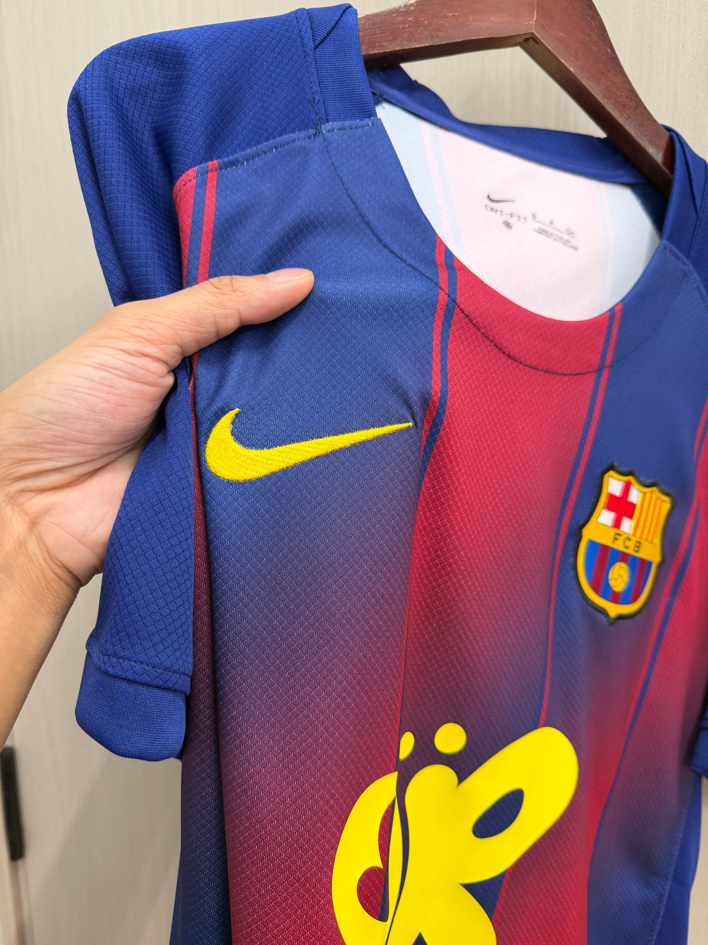 Camiseta Barcelona X Olivia Rodrigo Local (tallas S-4XL)