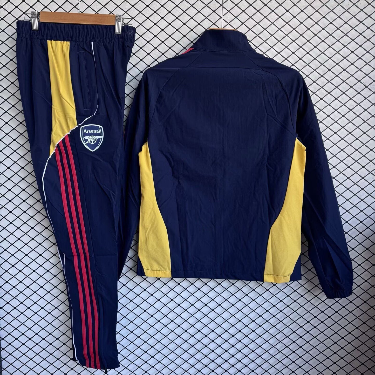 Chándal cortavientos Arsenal (Solo tallas S-2XL)