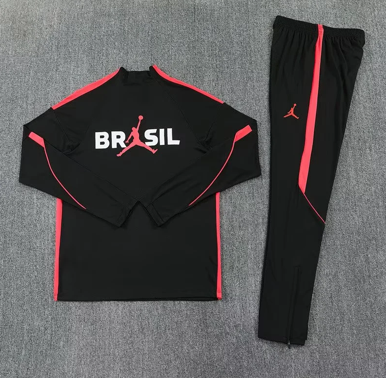 Chandal de entrenamiento Brasil 26 negro con rojo (tallas adultos y niños)