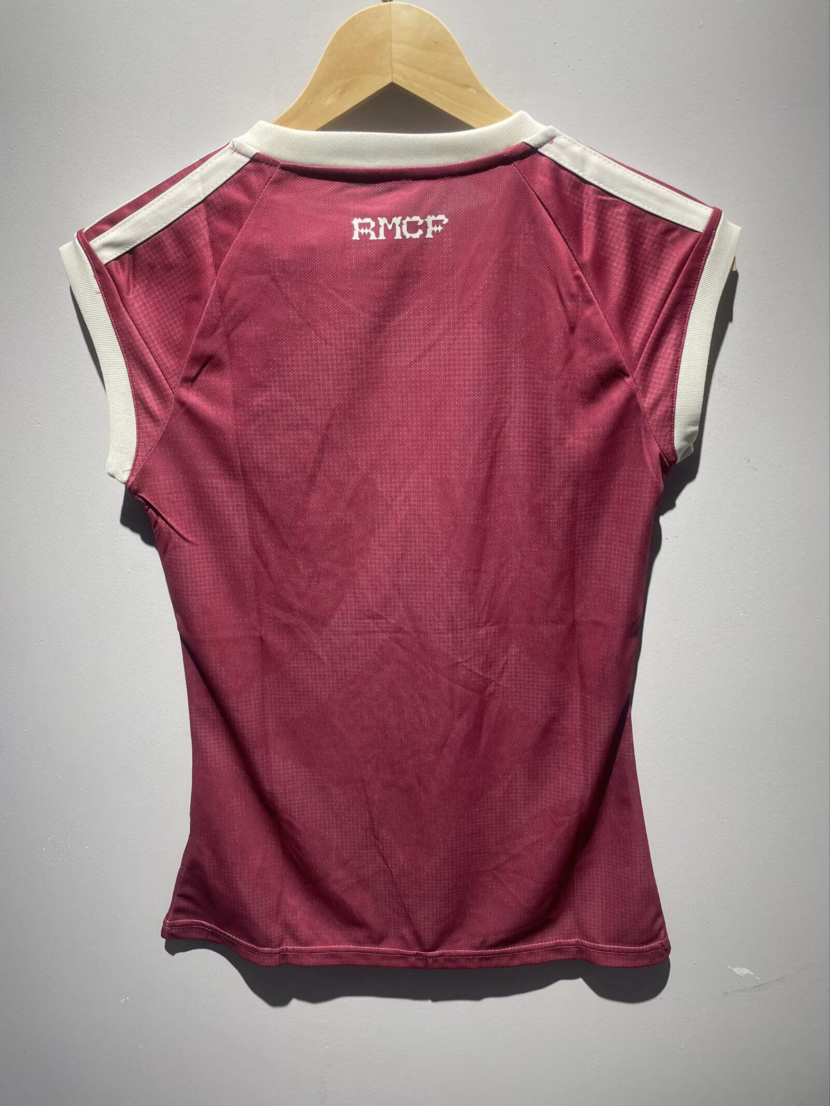 Camiseta de niña sin mangas Real Madrid 26-27 Visitante (tallas S-XXL)