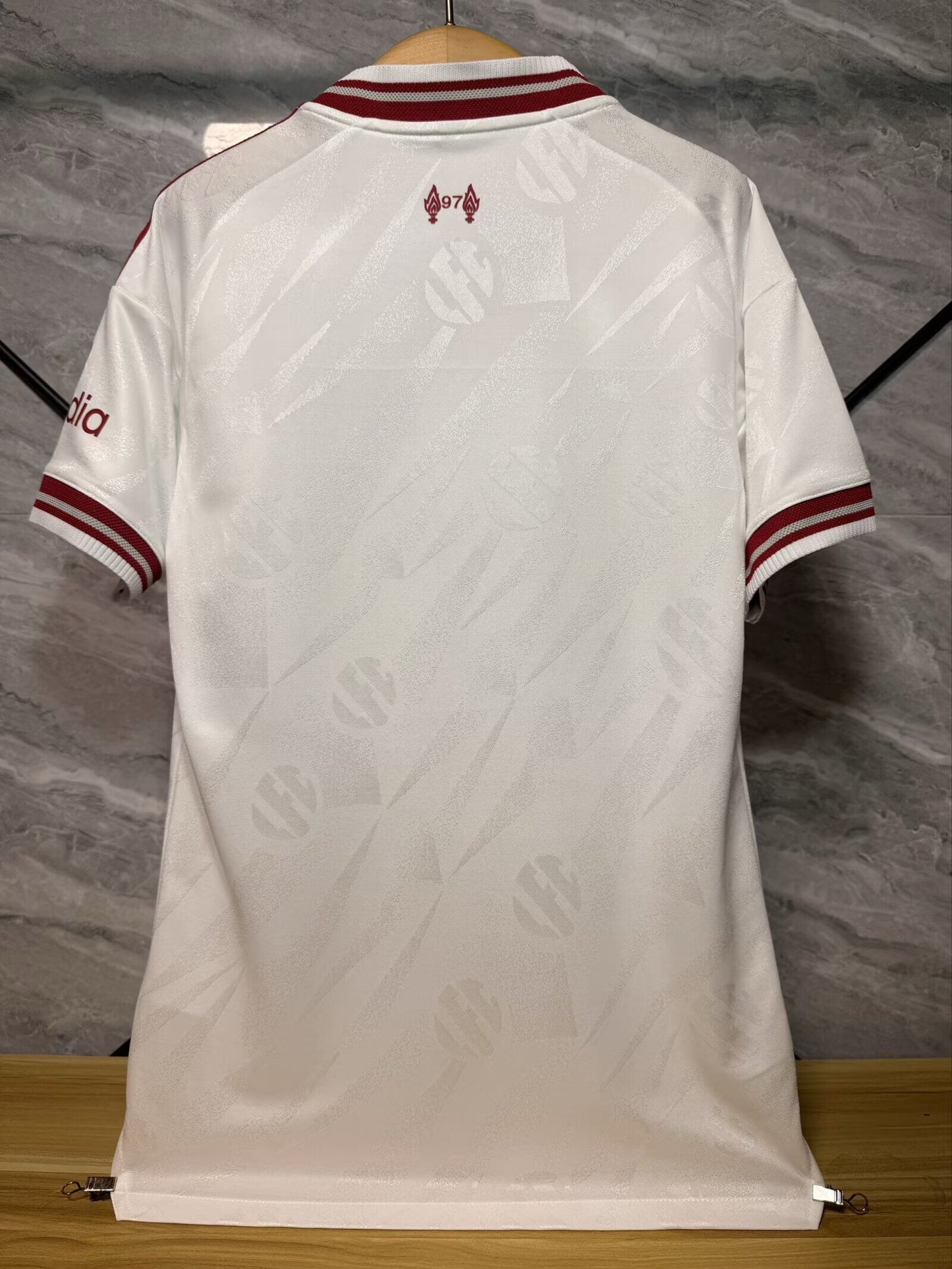 Camiseta Liverpool 26/27 Visitante (tallas S-2XL)