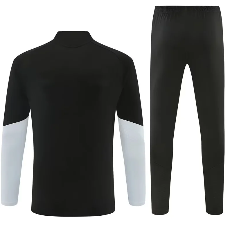 Chandal de entrenamiento Liverpool negro 26/27 (tallas adultos y niños)