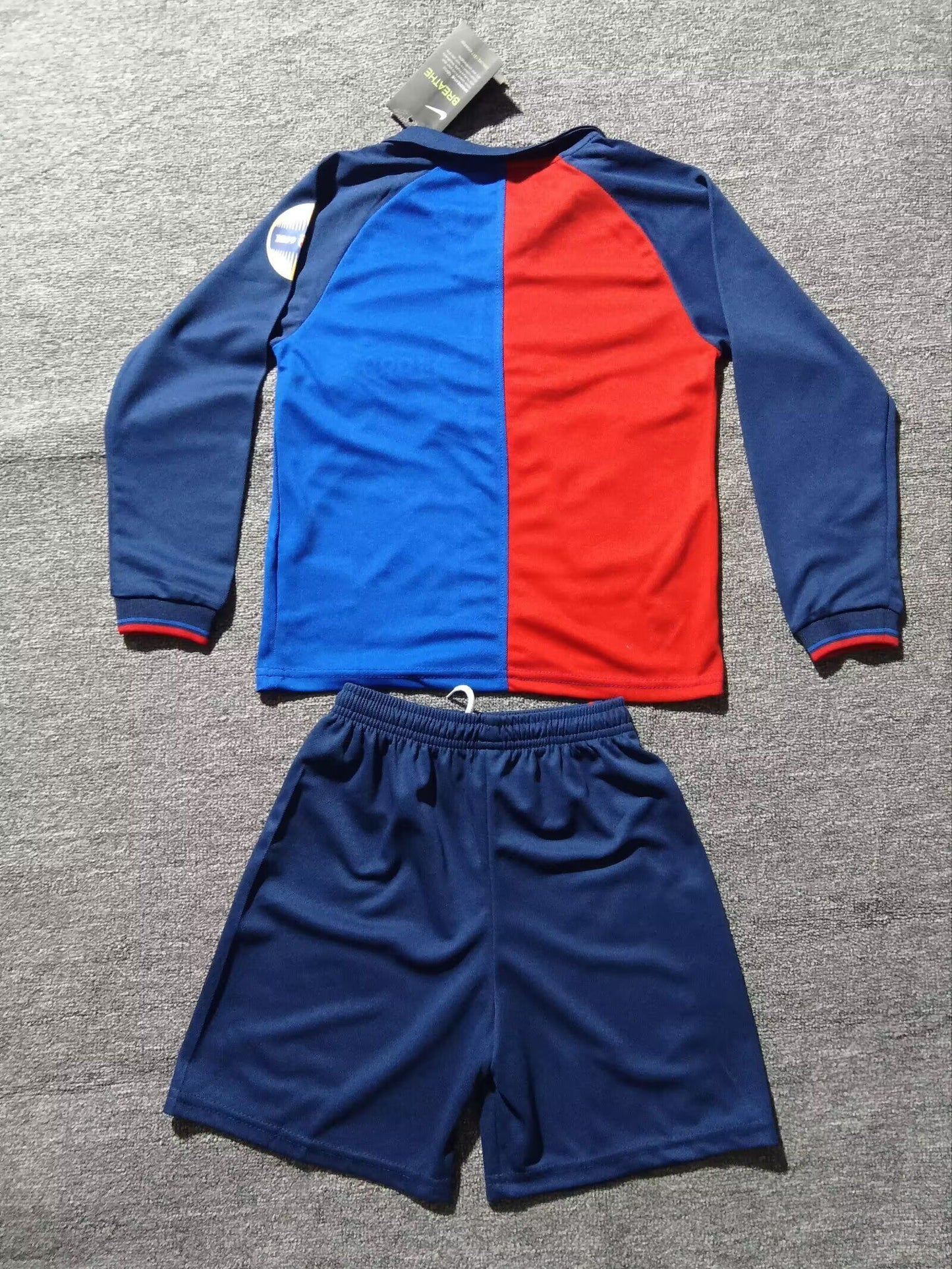 Equipacion Barcelona 1999/00 (Solo talla niño)