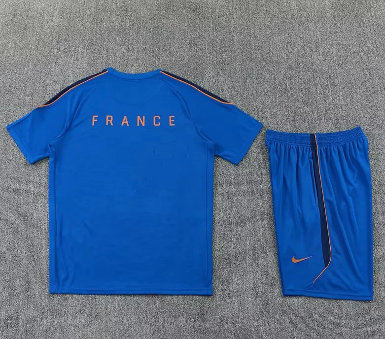 Conjunto de entrenamiento Francia Mundial 2026 azul (talla adulto y niños)