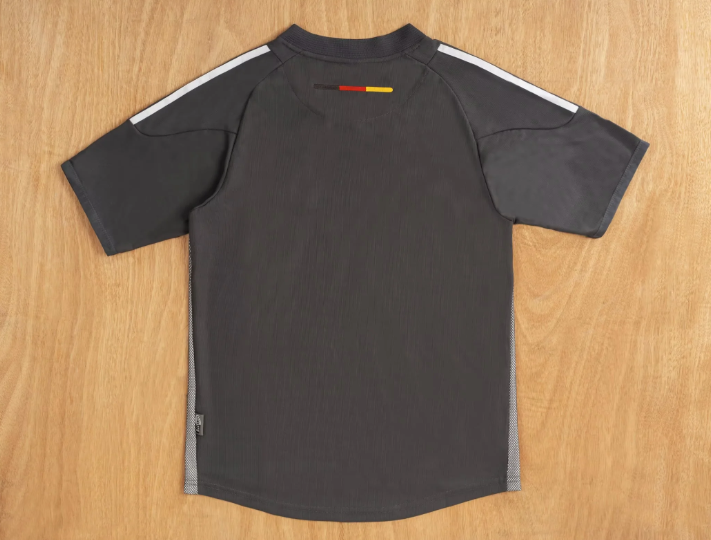 Camiseta Alemania 2002 Visitante (tallas S-2XL)