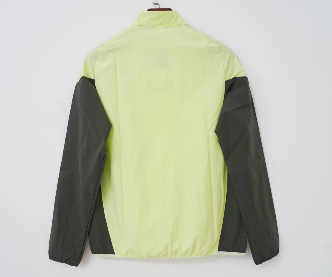 Chaqueta cortavientos Real Madrid verde con gris oscuro (tallas S-3XL)
