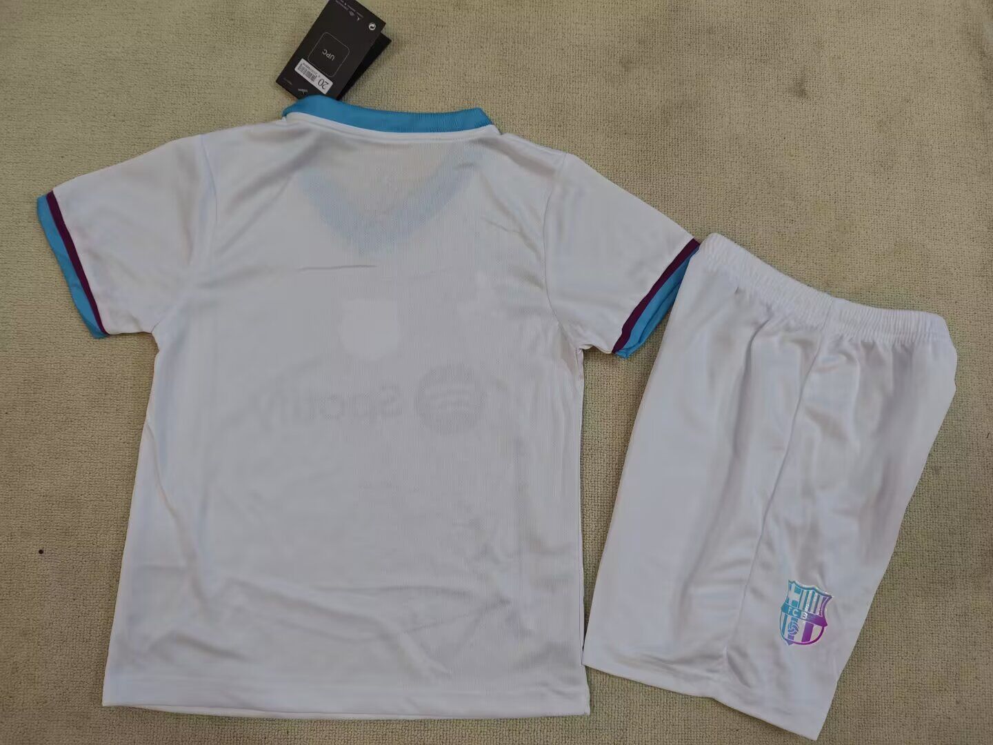 Conjunto de entrenamiento Barcelona 26/27 blanco (tallas para niños)