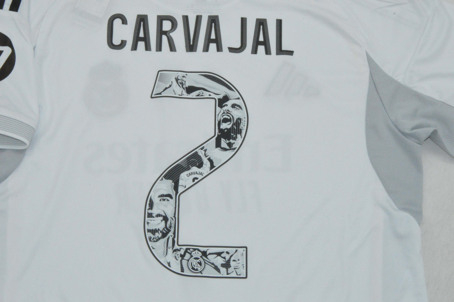 Camiseta Real Madrid especial Carvajal (se puede añadir la serigrafia especial a cualquier camiseta)