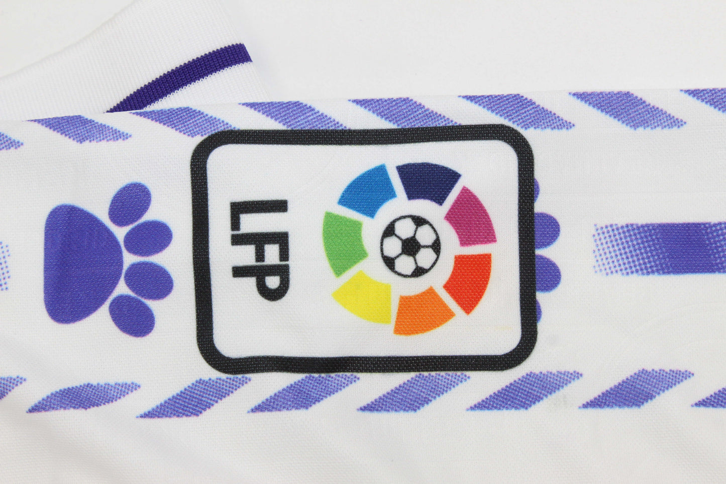 Camiseta manga larga Real Madrid 1996/97 local (Tallas S-2XL)