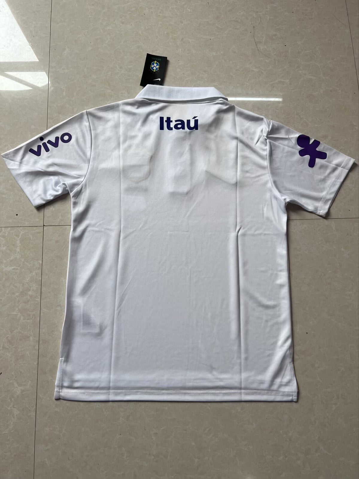 Polo blanco Brasil 2026 (solo tallas S-2XL)