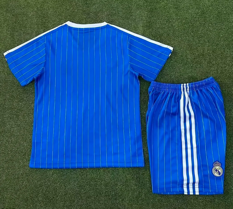 Equipacion Real Madrid azul Icon (solo tallas niños)
