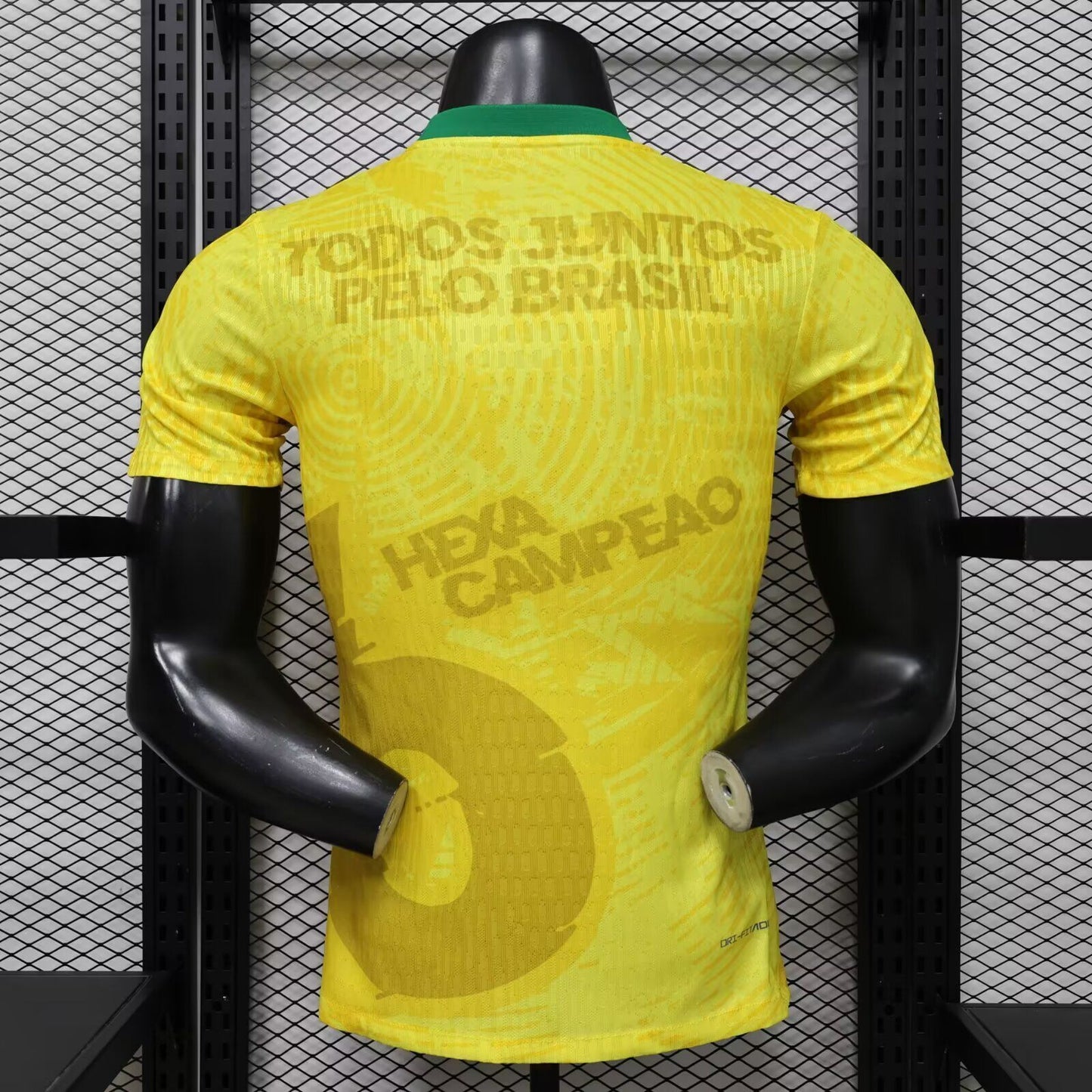 Camiseta Brasil 2026 amarillo especial version jugador (solo tallas S-XXL)