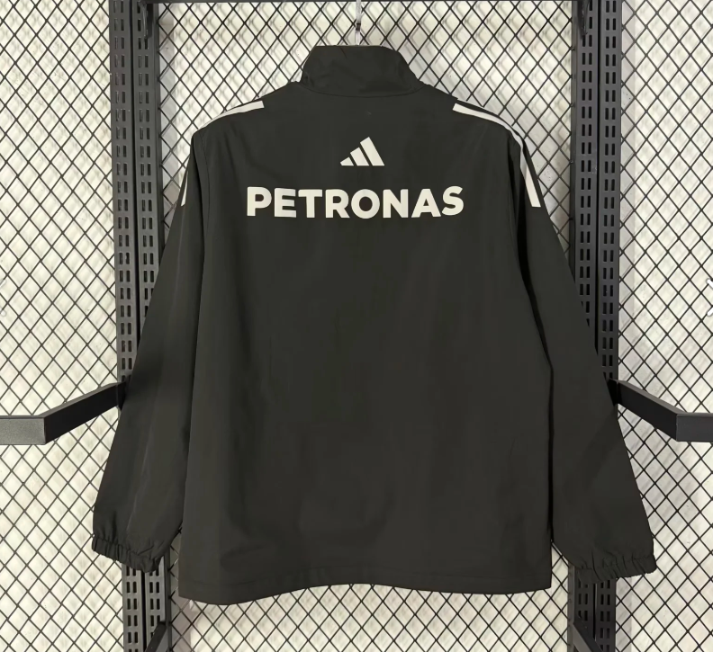 Chaqueta cortavientos negra Mercedes (tallas S-3XL)