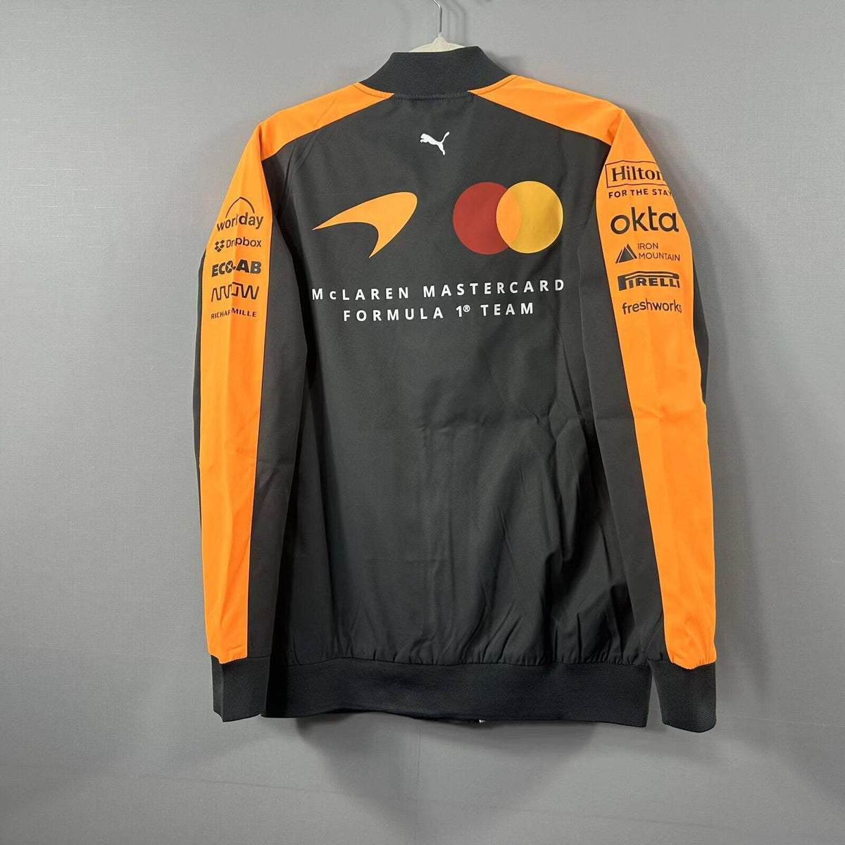 Chaqueta cortavientos Maclaren negra con detalles amarillos (tallas S-XXL)
