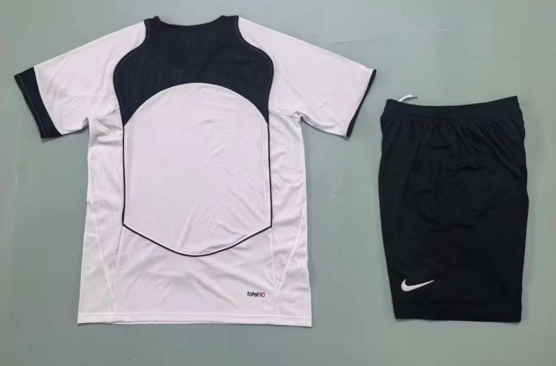 Equipaciones Nike 90 (Solo tallas S-2XL)