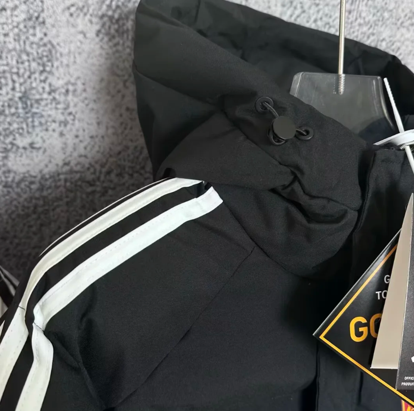 Abrigo España Negro (Solo tallas S-2XL)