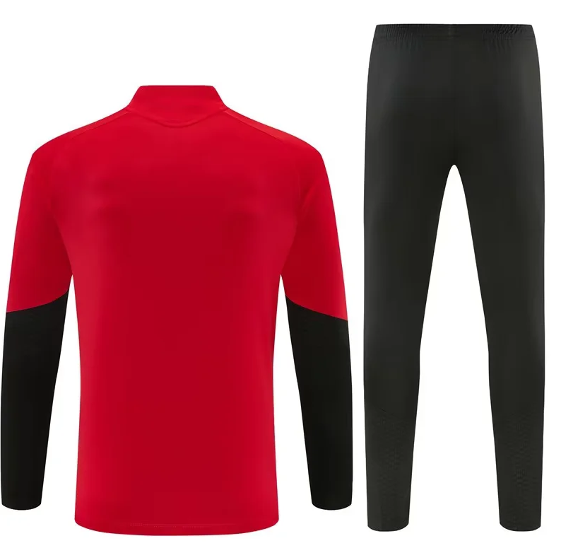 Chandal de entrenamiento rojo del Manchester United 26/27 (tallas adultos y niños)