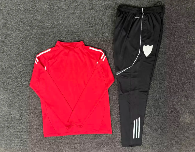 Chandal Sevilla 25/26 rojo con blanco (tallas S-XXL)