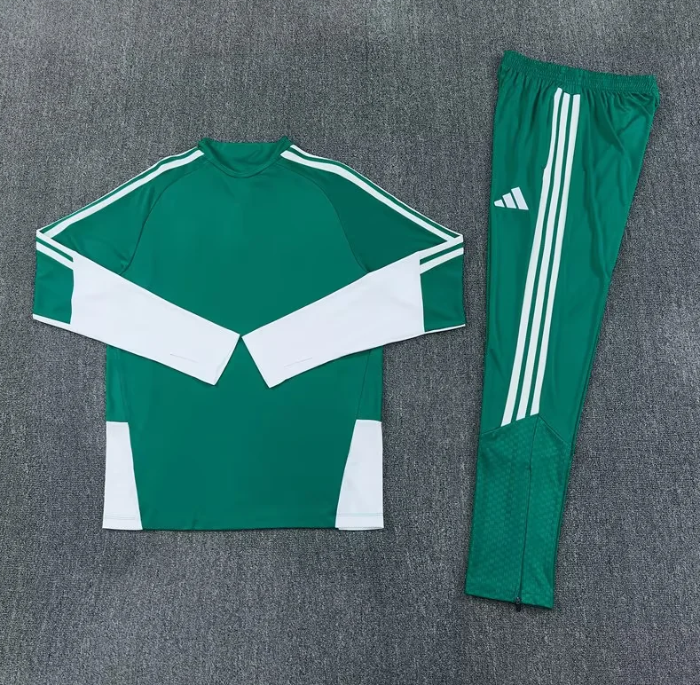 Chandal de entrenamiento Liverpool 26/27 verde con blanco (tallas adultos y niños)