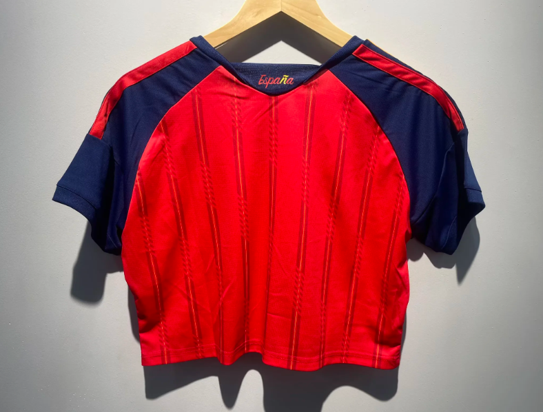 Crop con botones España dos estrellas Local Mundial 2026 (tallas S-2XL)