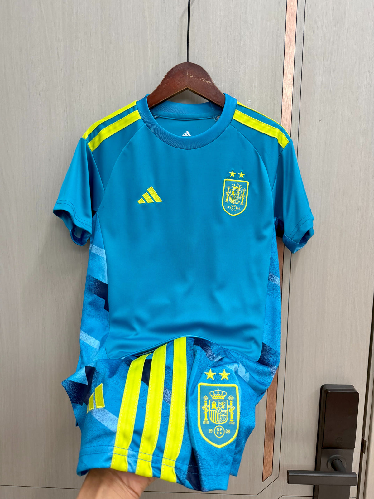 Equipacion España Portero Mundial 2026 dos estrellas