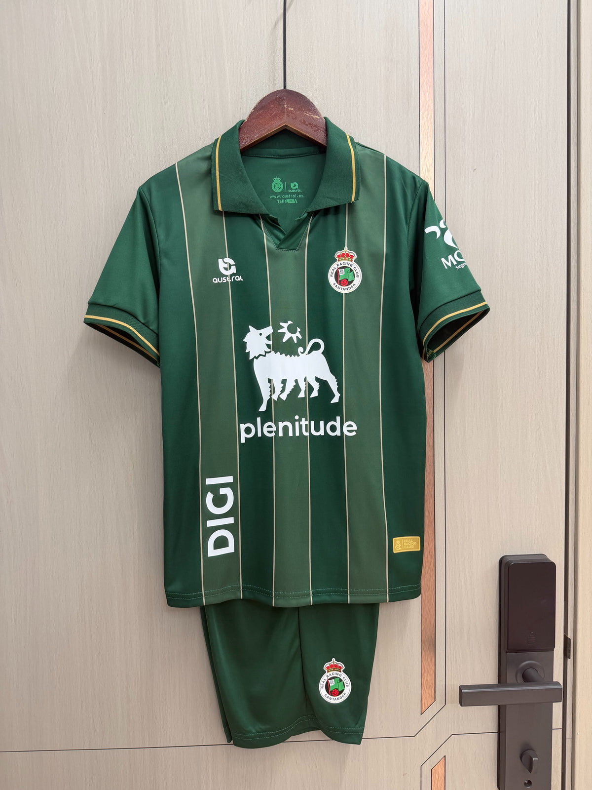 Equipacion Racing de Santander 26-27 Visitante