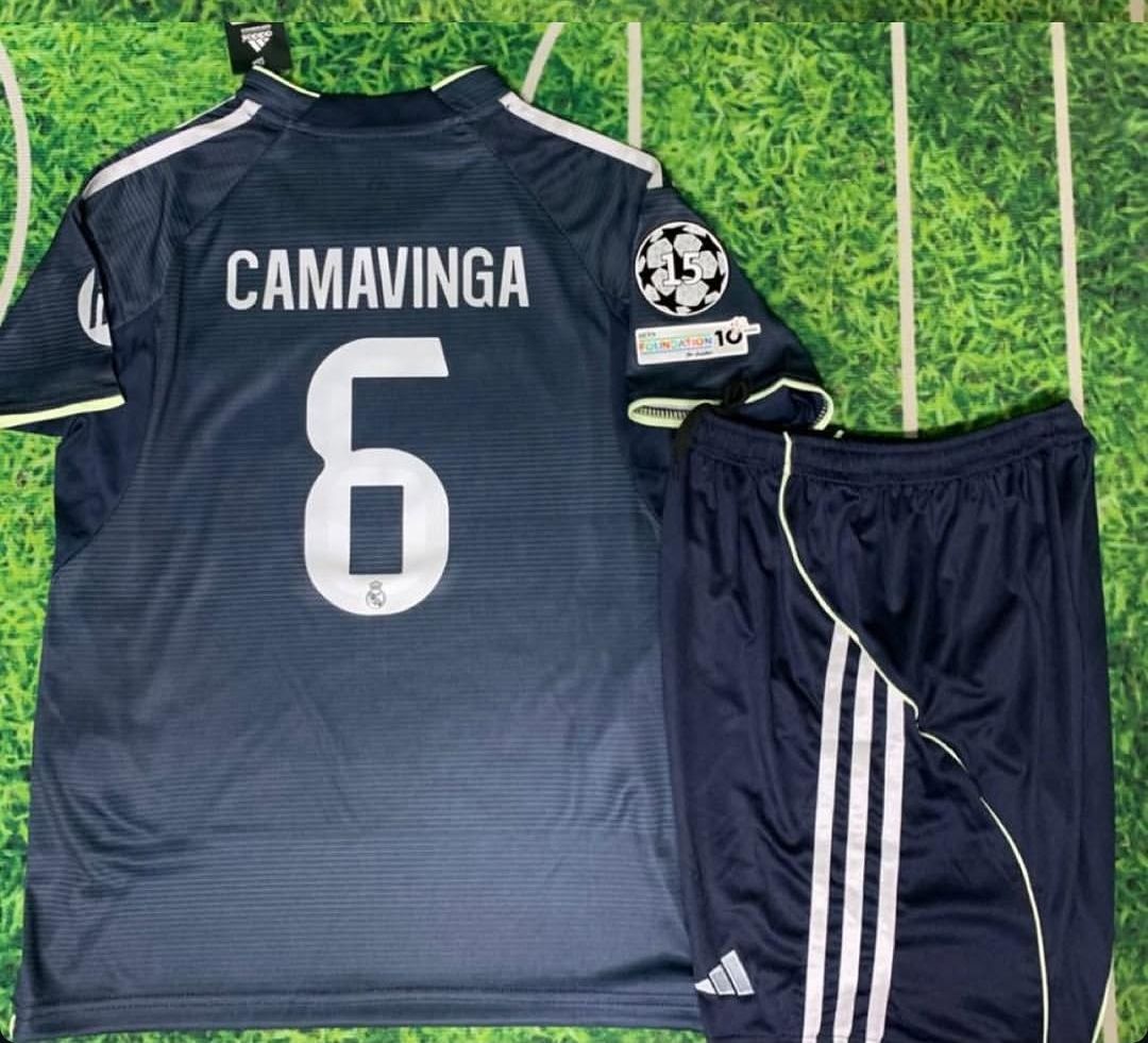 Equipacion Real Madrid 25/26 Visitante (tallas adultos y niños)