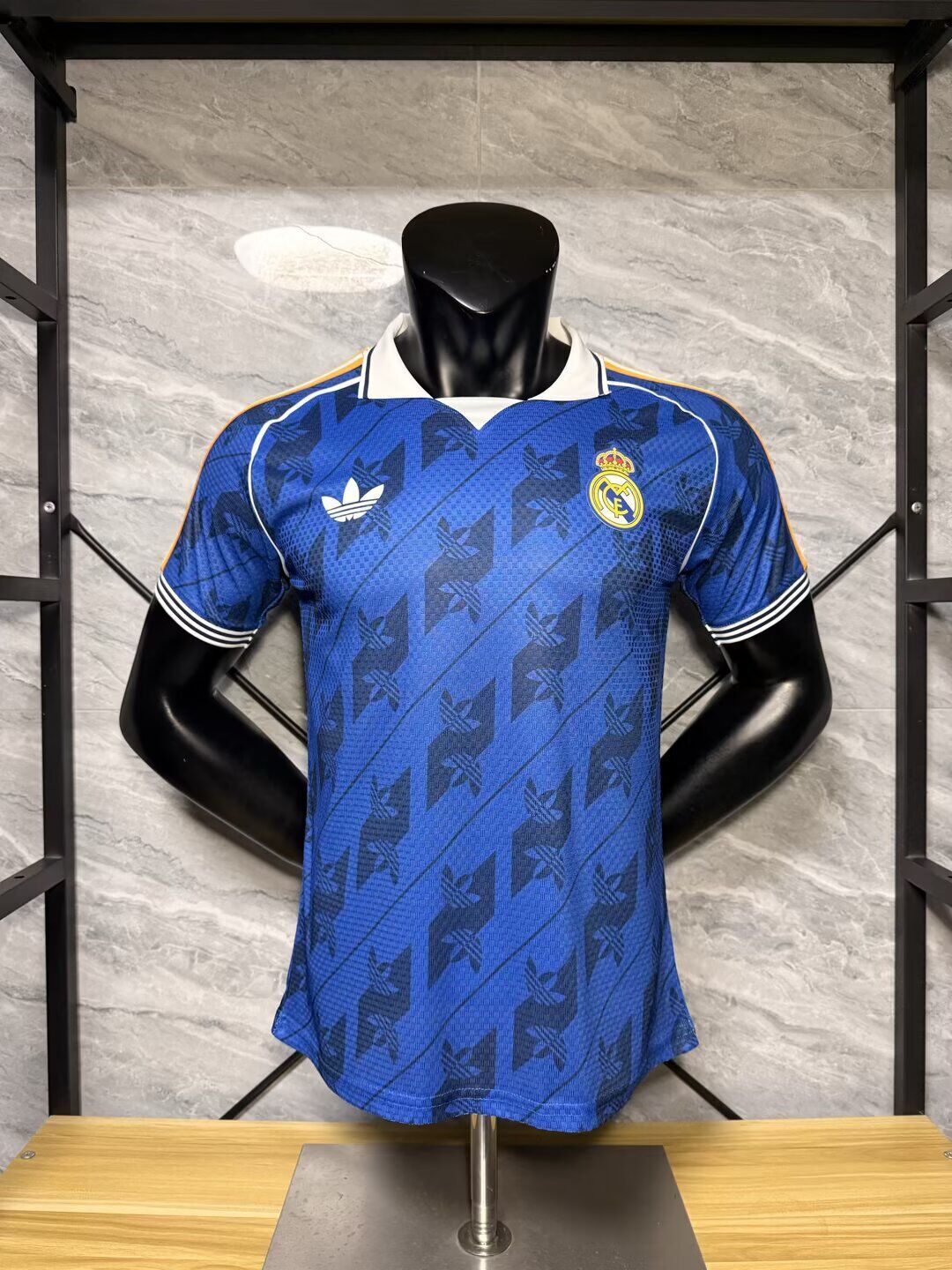 Camiseta Real Madrid 2026 azul especial version jugador (solo tallas S-2XL)