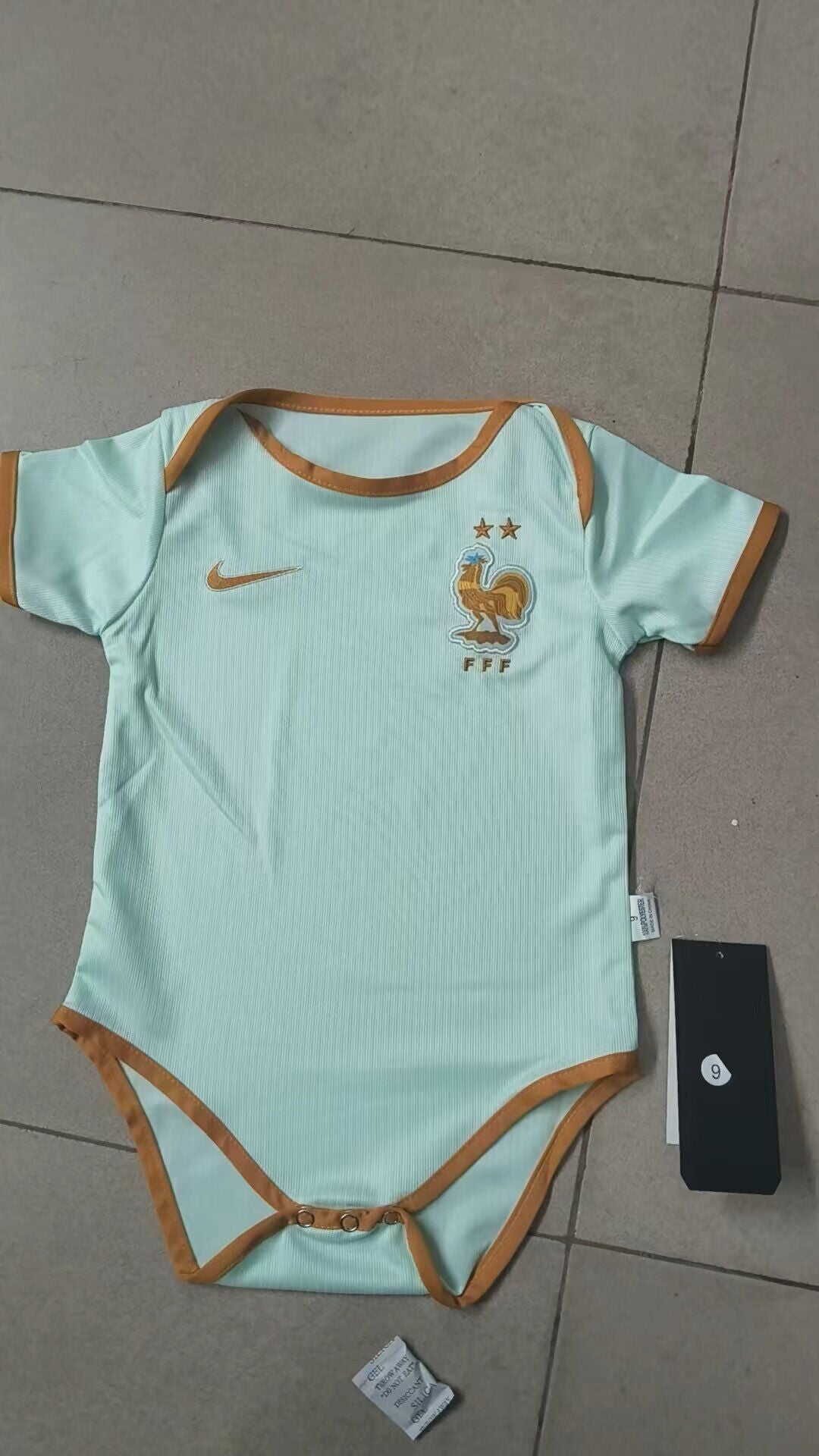 Body Francia Visitante (6 - 12 meses y 1-2 años)
