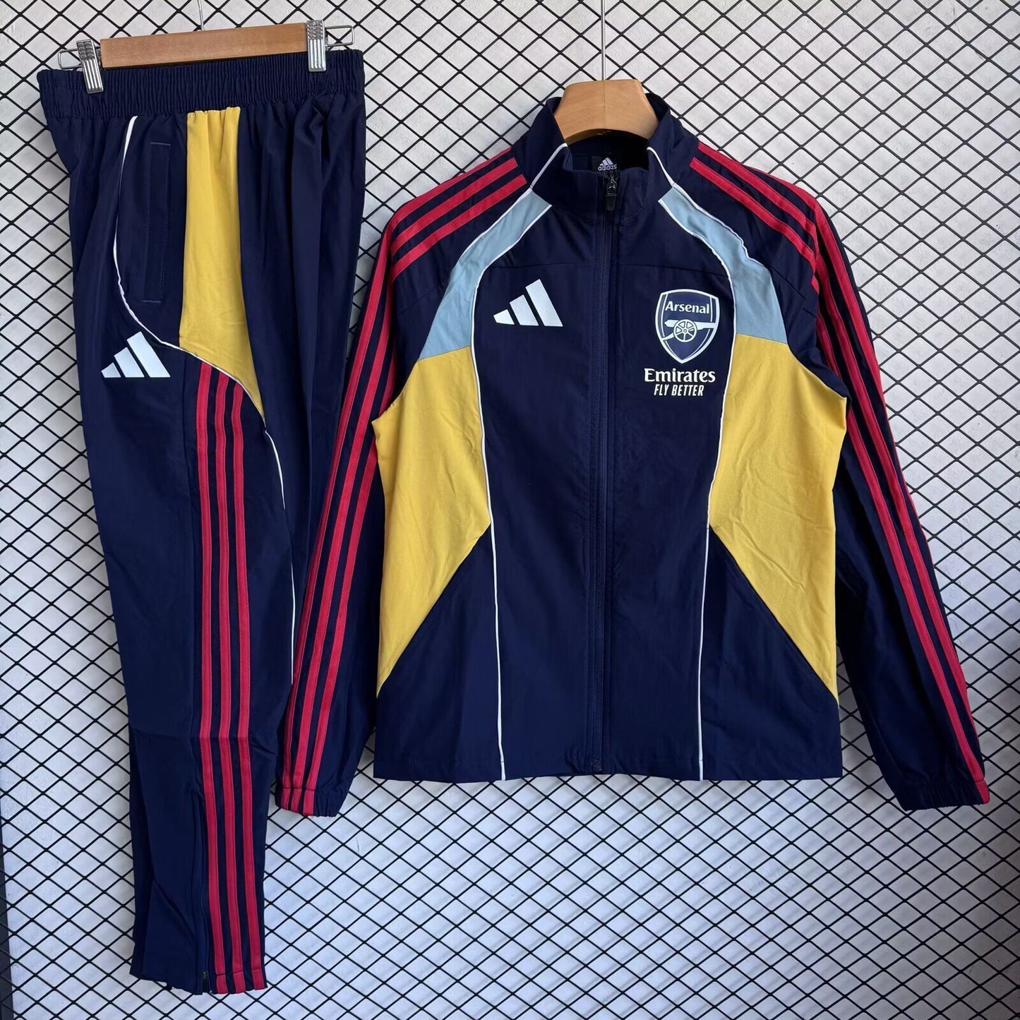 Chándal cortavientos Arsenal (Solo tallas S-2XL)