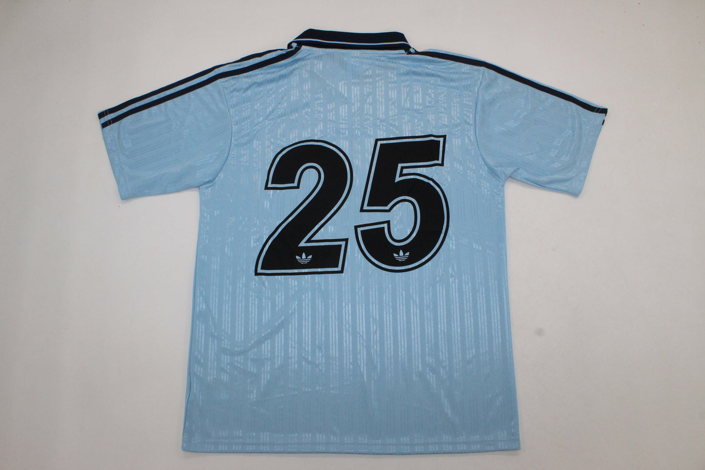 Camiseta adidas Oasis azul (tallas S-XXL)