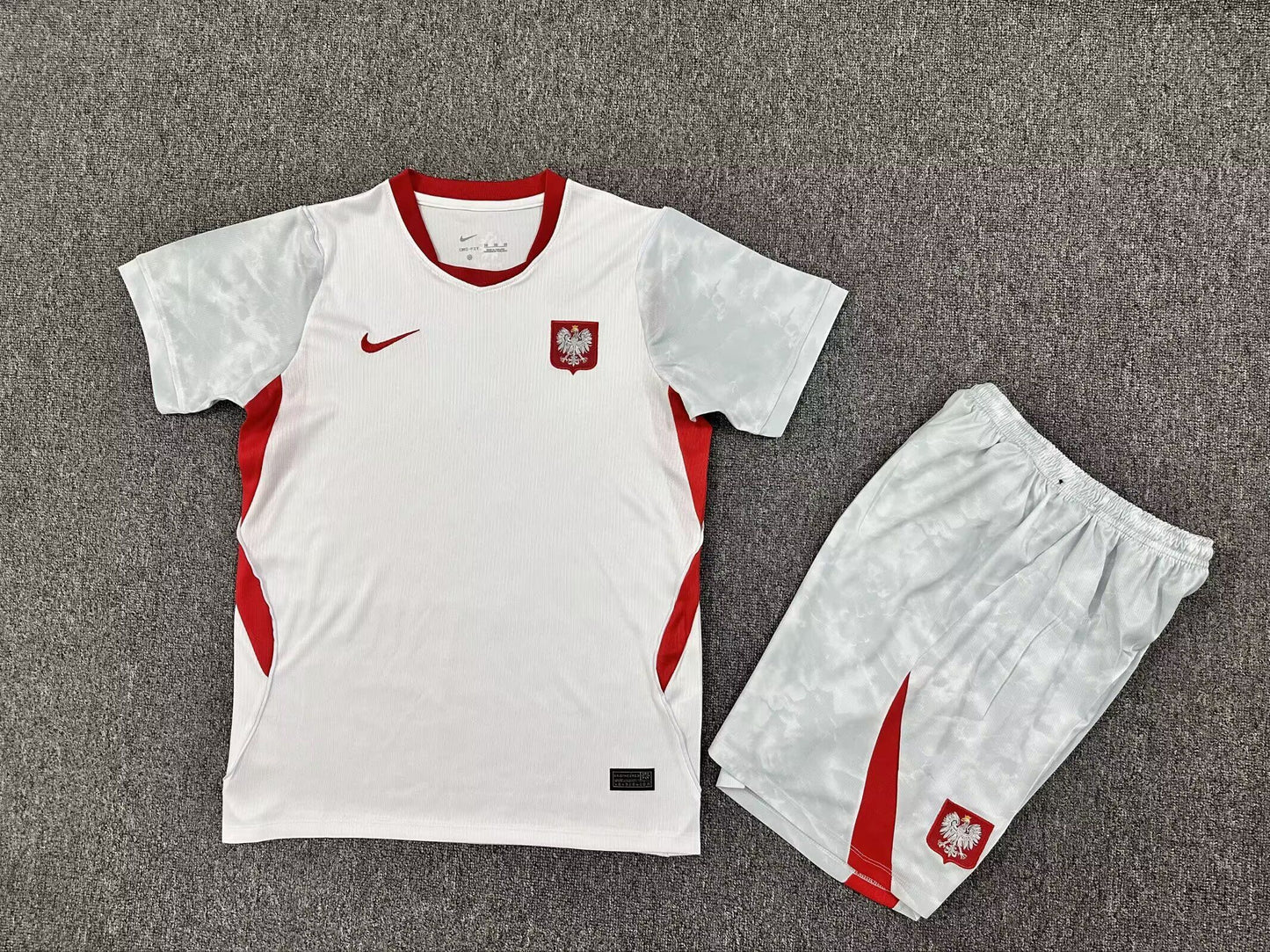 Equipacion Polonia Mundial 2026 Local