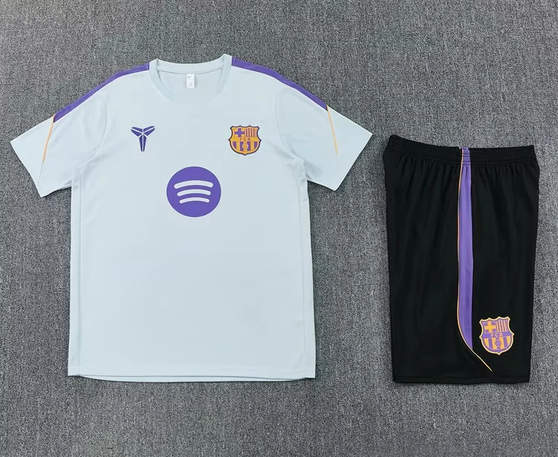 Conjunto Barcelona 26/27 gris (tallas adultos y niños)
