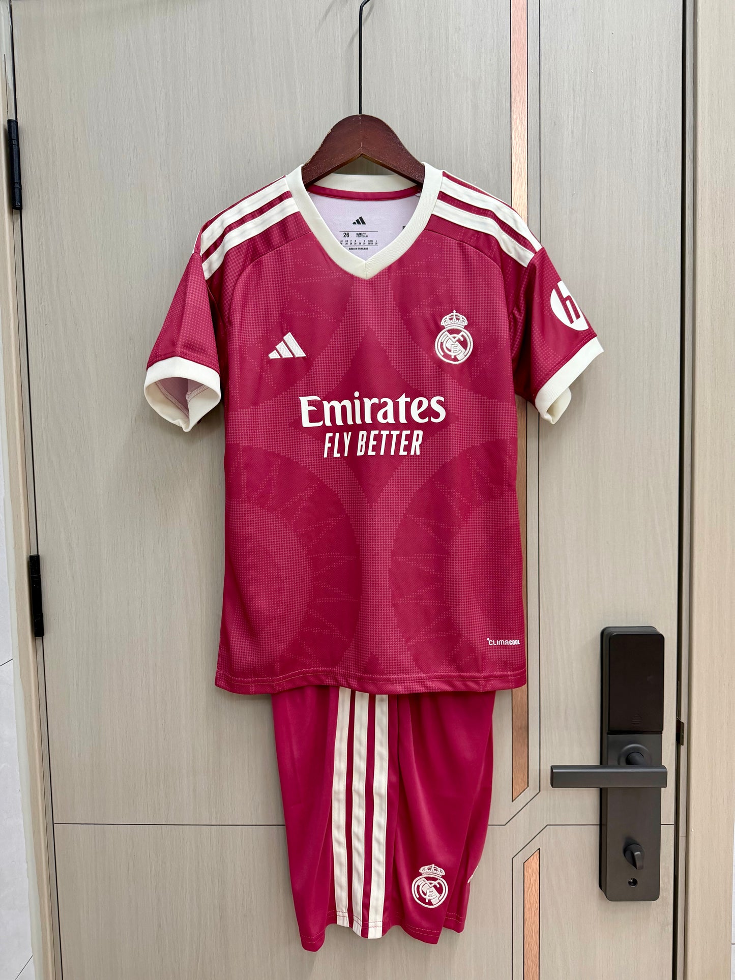 Tercera equipacion Real Madrid 26/27 (tallas adultos y niños)