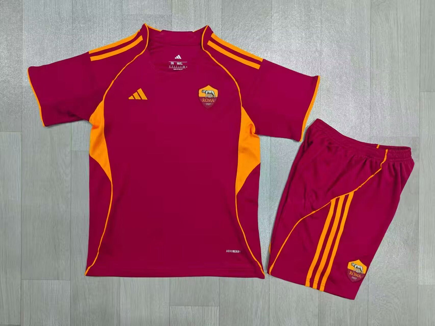 Equipacion Roma 25/26 Local