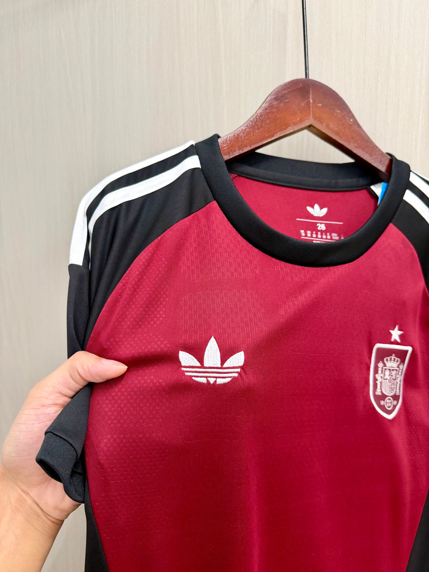 Equipacion portero España Mundial 2026 (tallas adultos y niños)