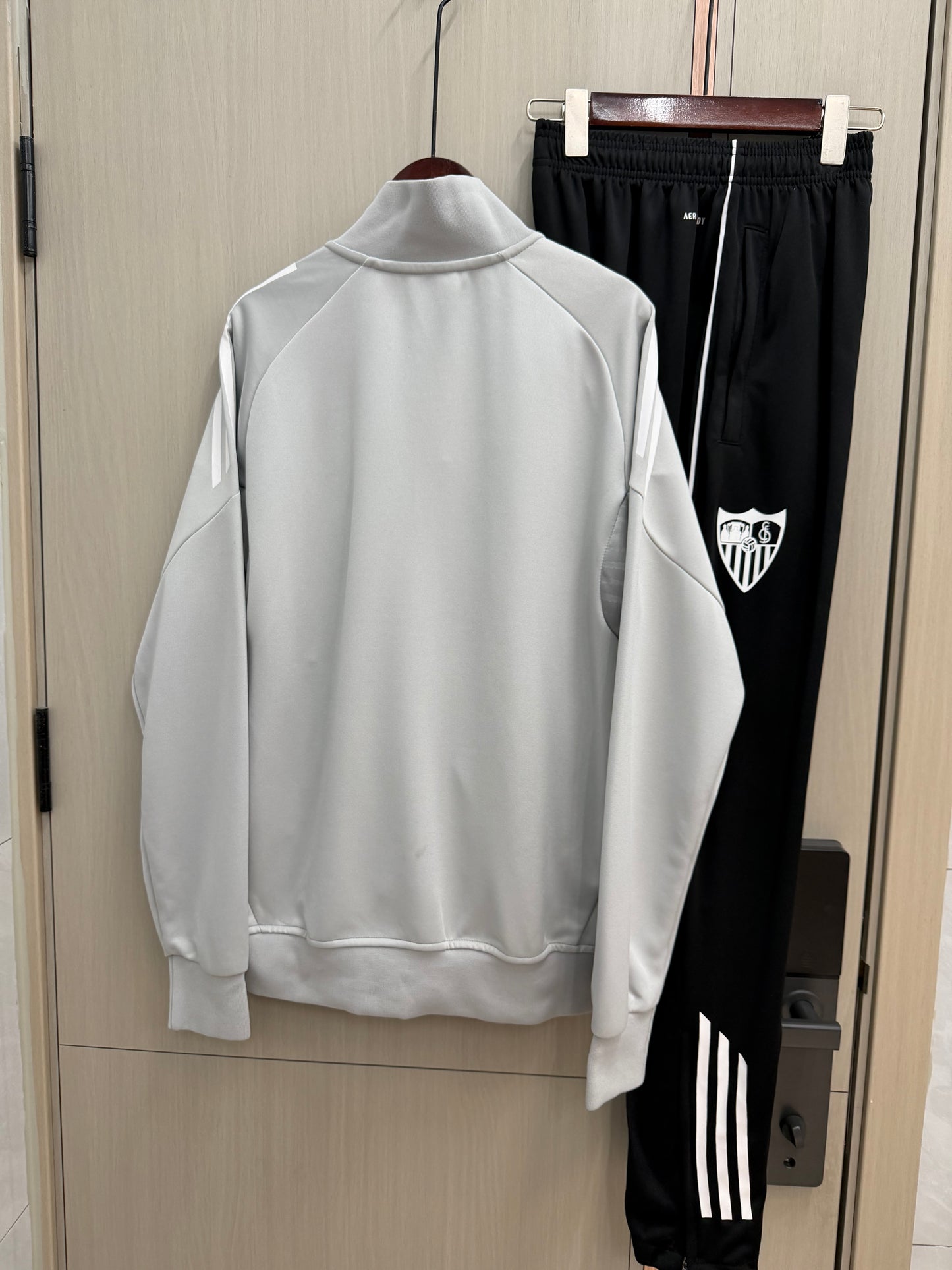 Chandal Sevilla 25/26 (solo talla adulto)