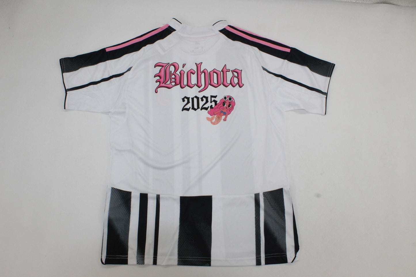 Camiseta Juventus 25/26 Karol G