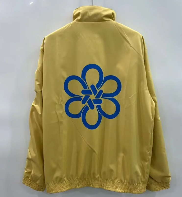 Chaqueta cortavientos reversible Real Madrid (Solo tallas S-XXL)