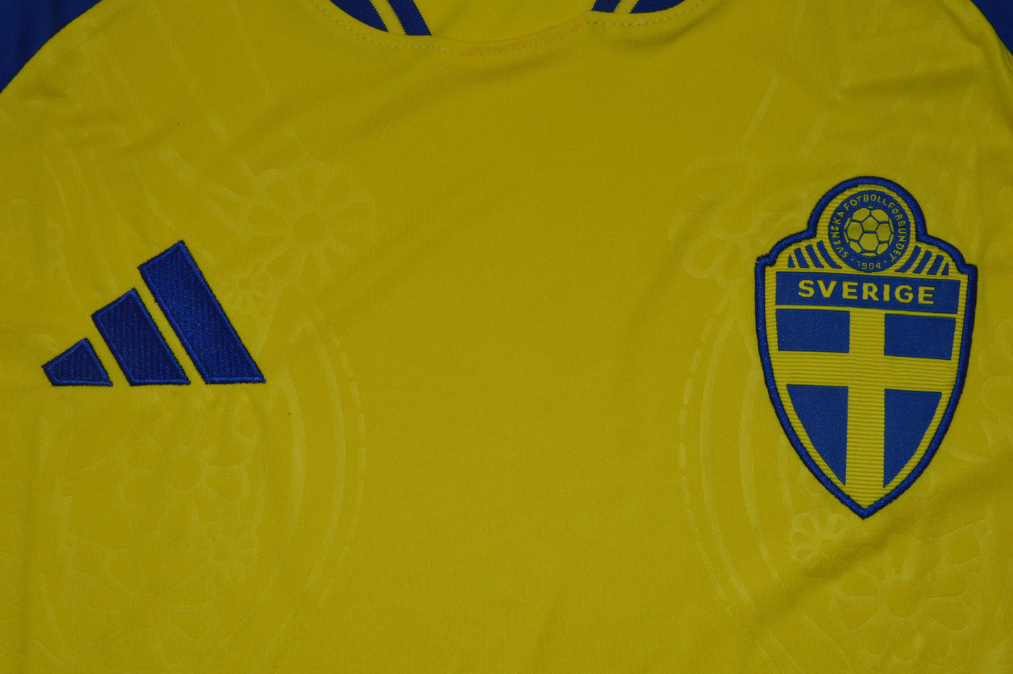 Camiseta Suecia Mundial 2026 Local (solo tallas S-2XL)