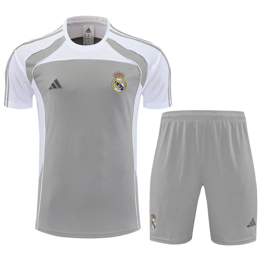 Equipacion de entrenamiento Real Madrid 25/26