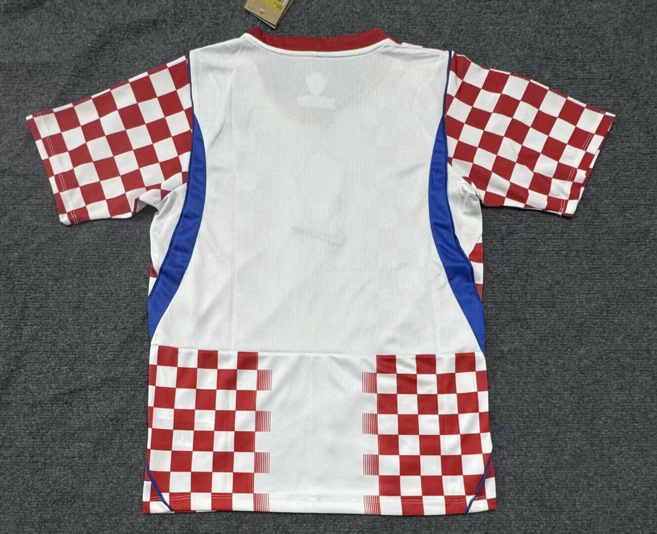 Camiseta Croacia Local Mundial 2026