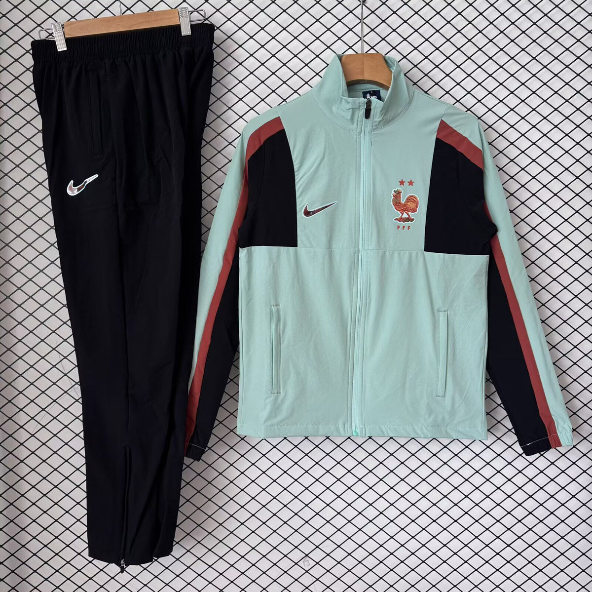 Chandal chaqueta cortavientos Francia 2026 verde claro (tallas S-XXL) by Cafutshopp