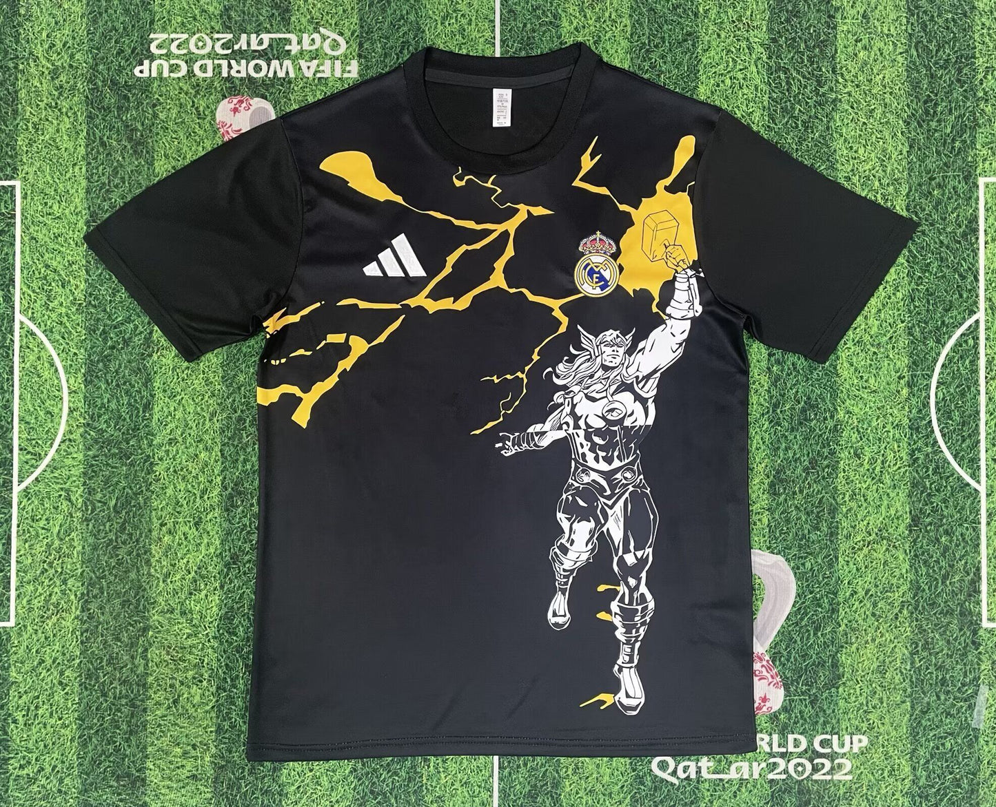 Camiseta Real Madrid especial Marvel