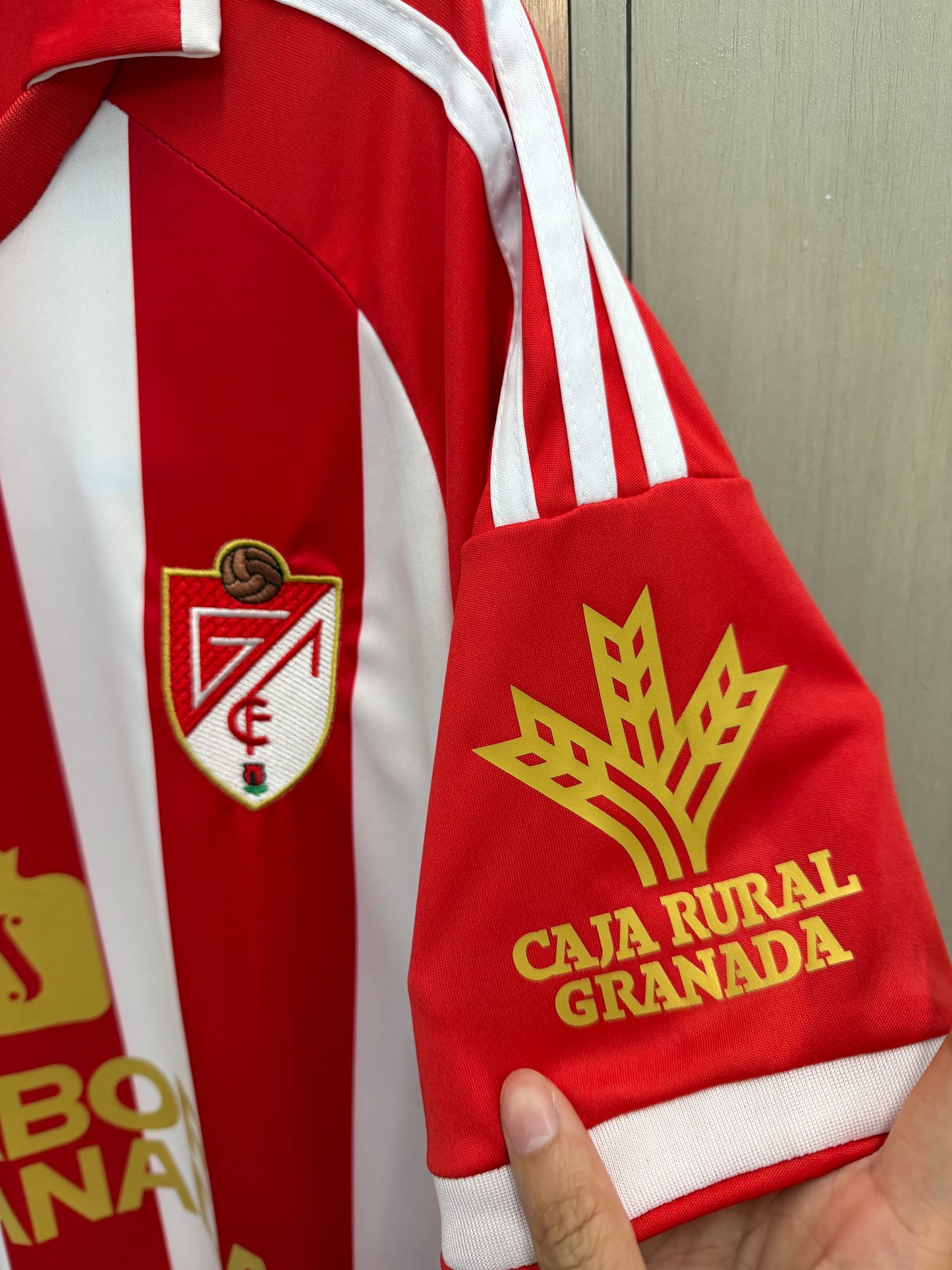 Camiseta Granada 25/26 modelo retro (tallas S-4XL) jornada 31