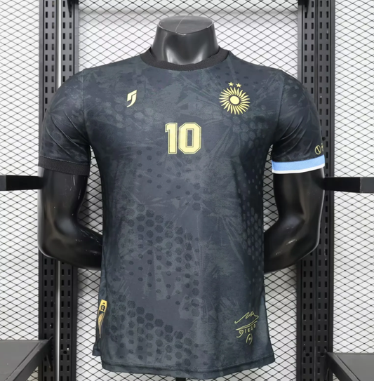 Camiseta Argentina 26 negro versión Maradona versión jugador (solo tallas S-XXL)