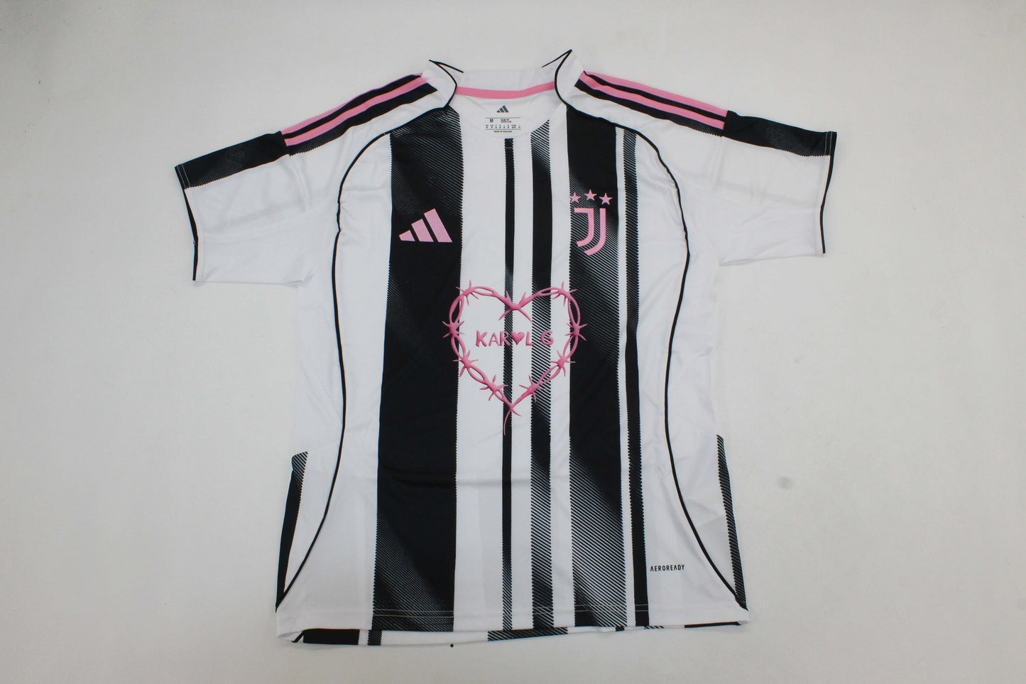 Camiseta Juventus 25/26 Karol G