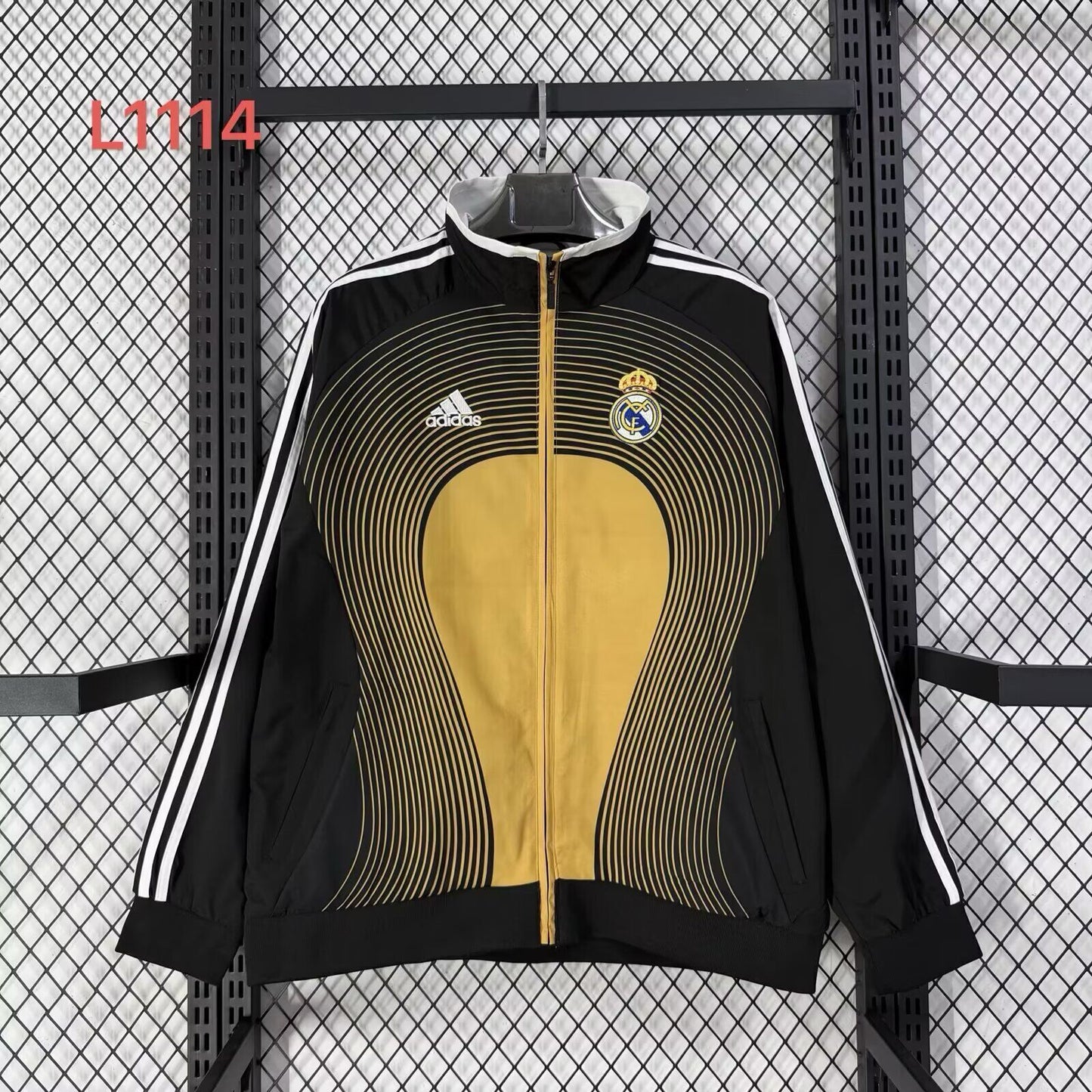 Chaqueta cortavientos Madrid 2006 dorada y negra (solo tallas S-XXL)