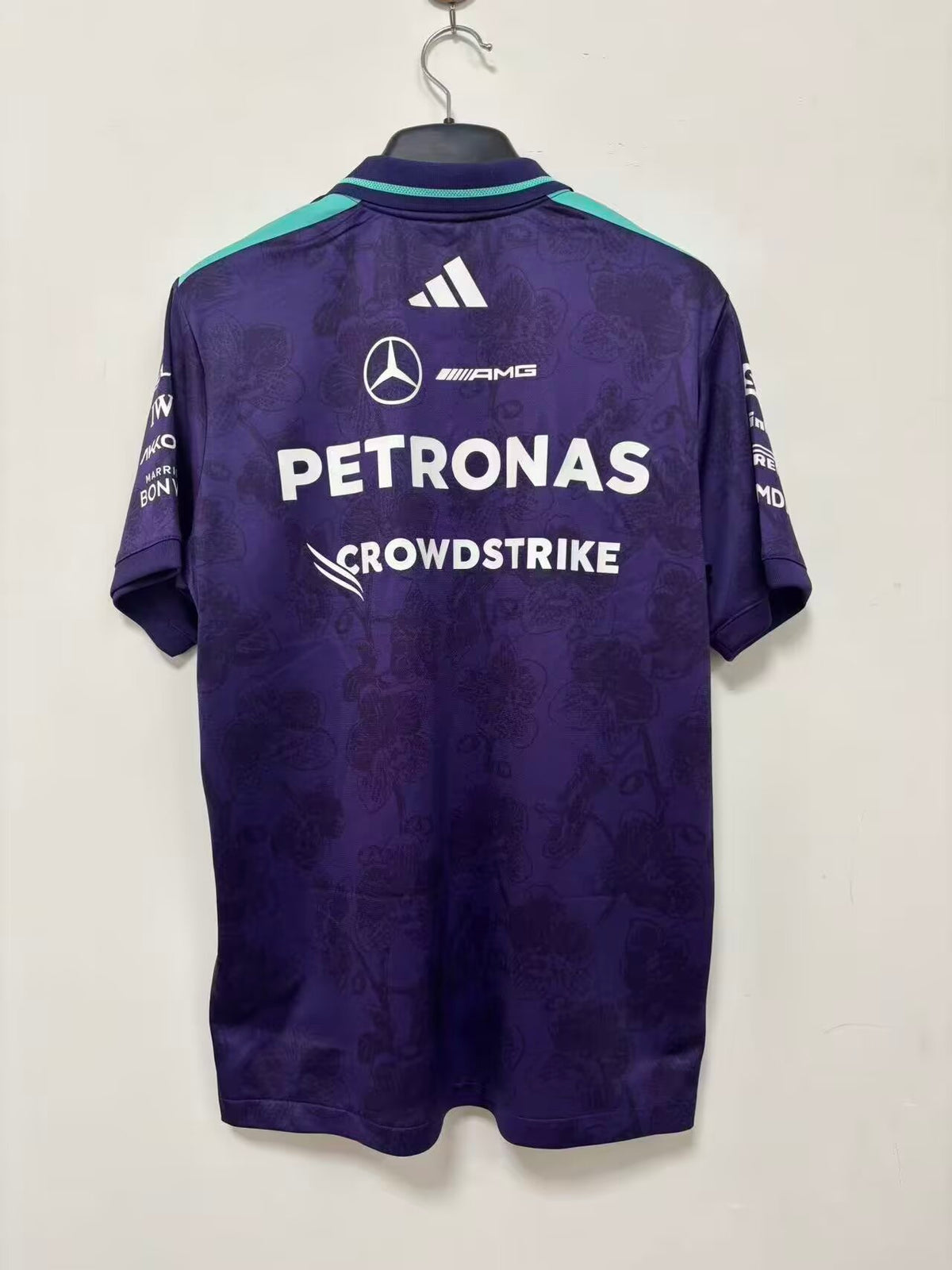 Polo Mercedes 2026 morado (tallas S-4XL)