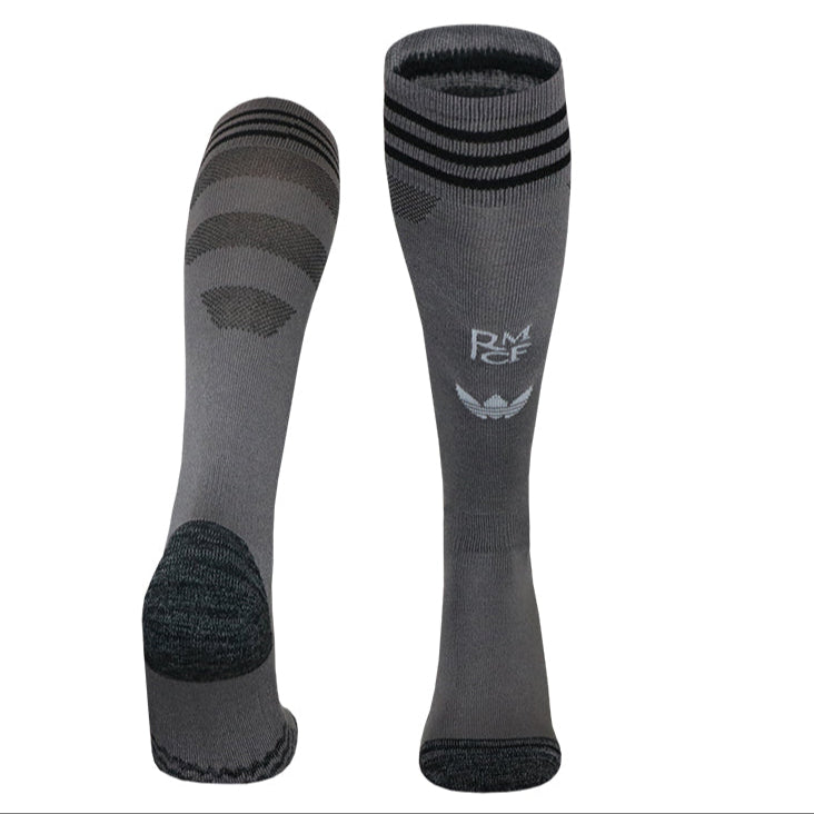 Medias Real Madrid talla (32-37) y (39-44)